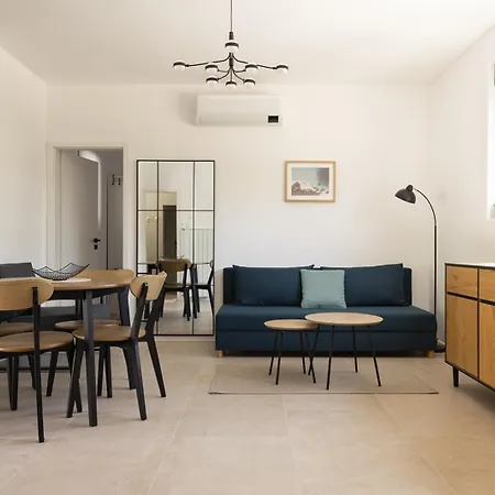 House Nova *