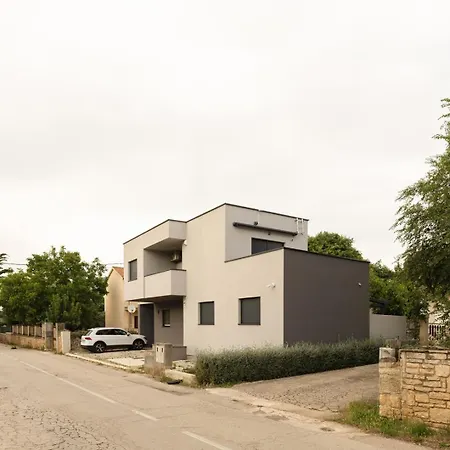 House Nova Гостевой дом 3*