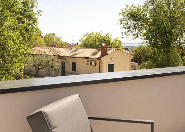 Gostinjska kuća House Nova