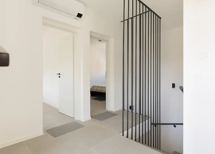 House Nova Vendégház Ližnjan