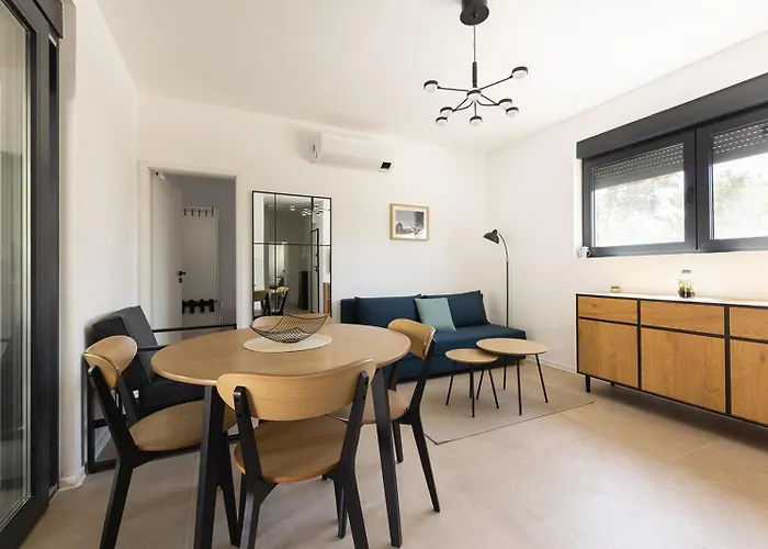 House Nova
