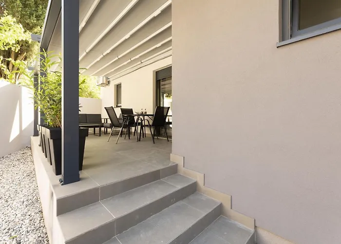 Vendégház House Nova 3*