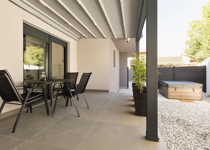 House Nova Vendégház Ližnjan