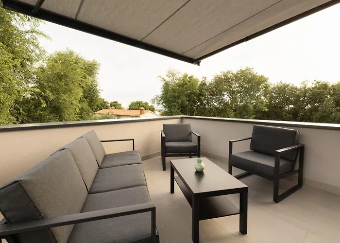 House Nova 3* Liznjan