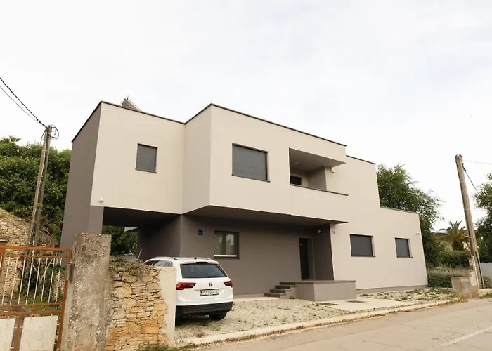 House Nova Gostinjska kuća 3*