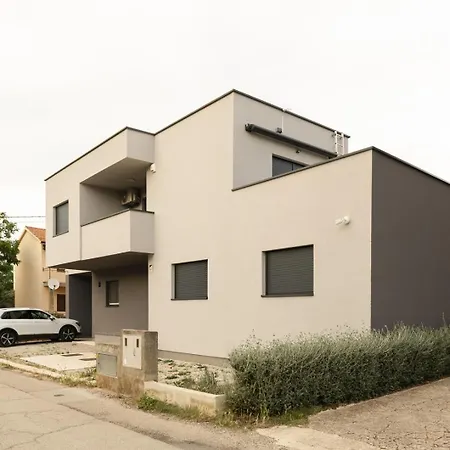 House Nova